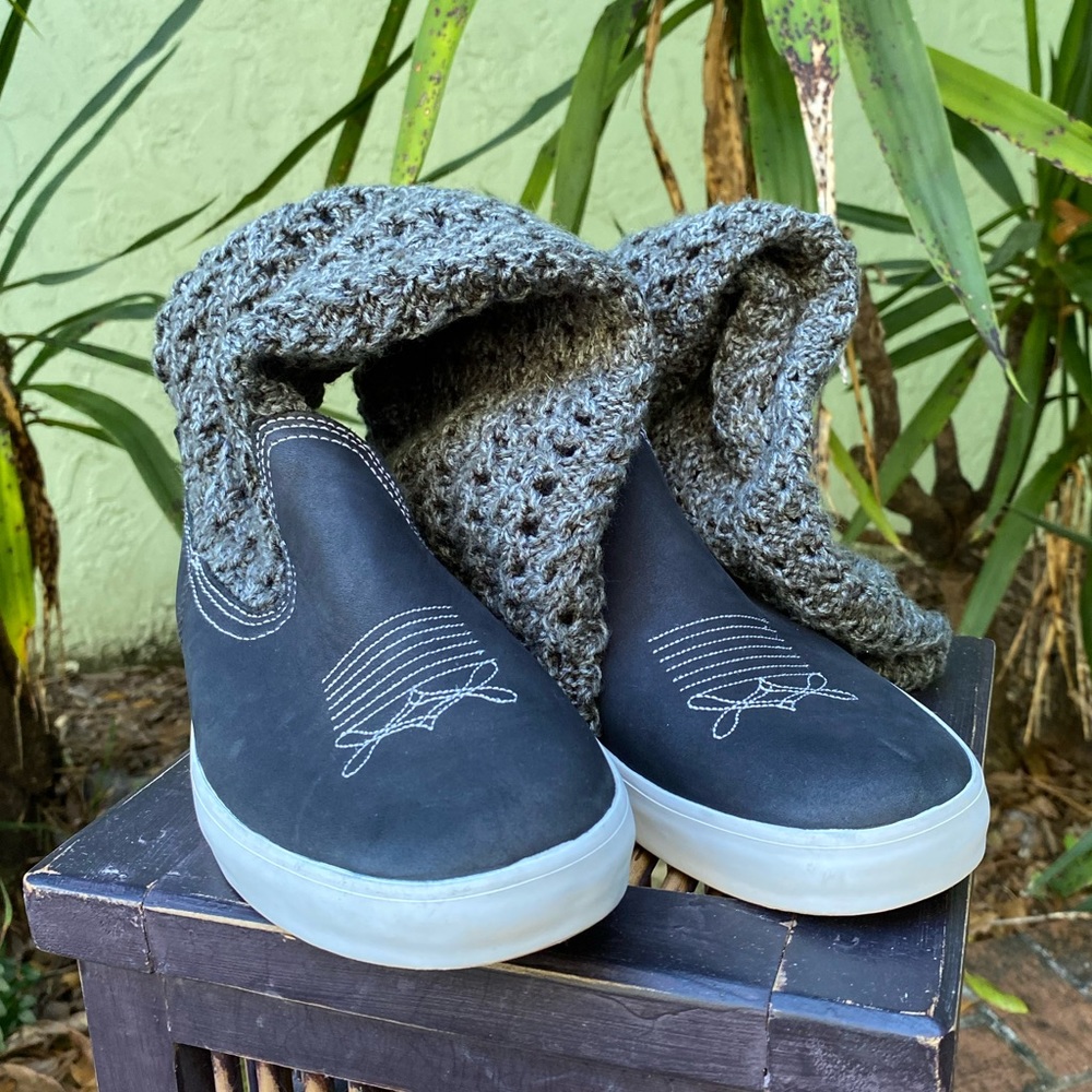 Puma Slip On boot sneakers - Picture 3 of 11